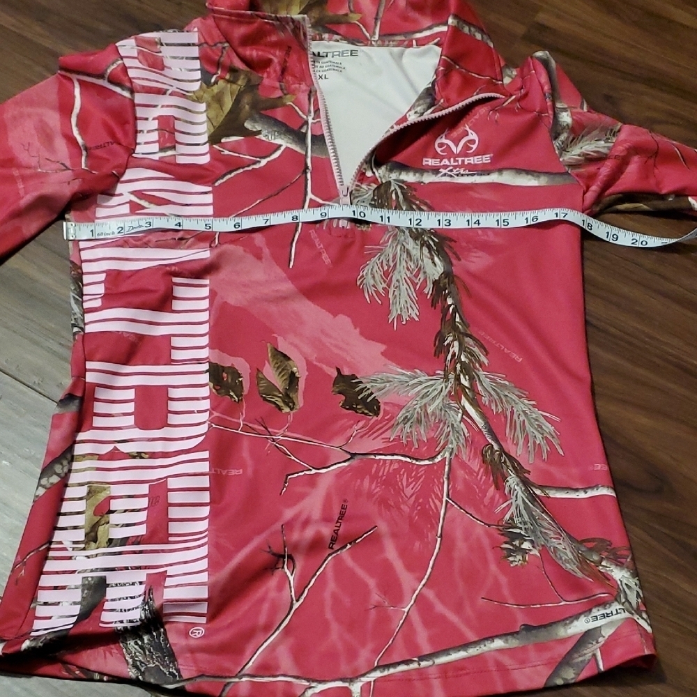 Realtree Pink and Brown Camouflage Half-Zip - Picture 7 of 9
